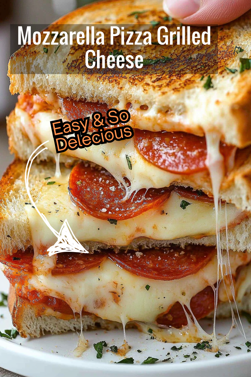 A delightful blend of mozzarella and pepperoni makes this Pizza Grilled Cheese Recipe irresistible—perfect for pizza and grilled cheese lovers alike!