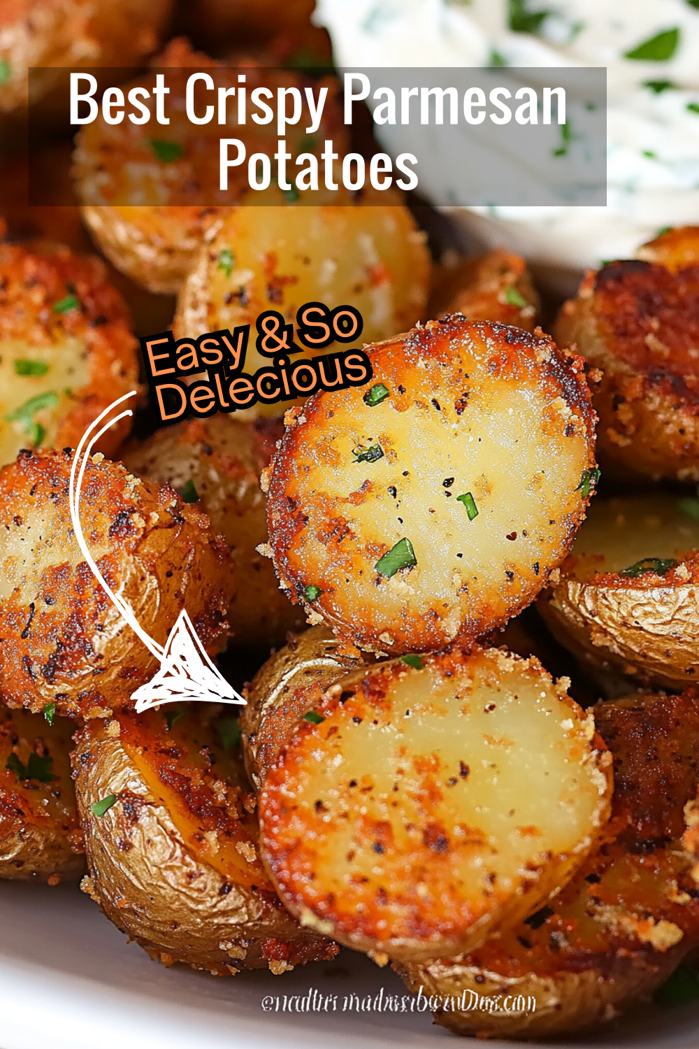 Make the best crispy Parmesan potatoes with a golden-brown crust, savory herbs, and just the right amount of garlic. Perfectly roasted and ready to impress!