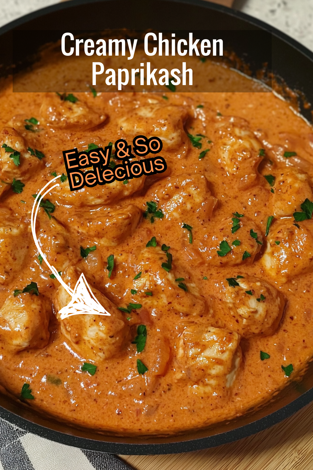 This creamy Chicken Paprikash is the perfect way to enjoy tender chicken in a rich, aromatic sauce. Ready in no time and full of flavor!